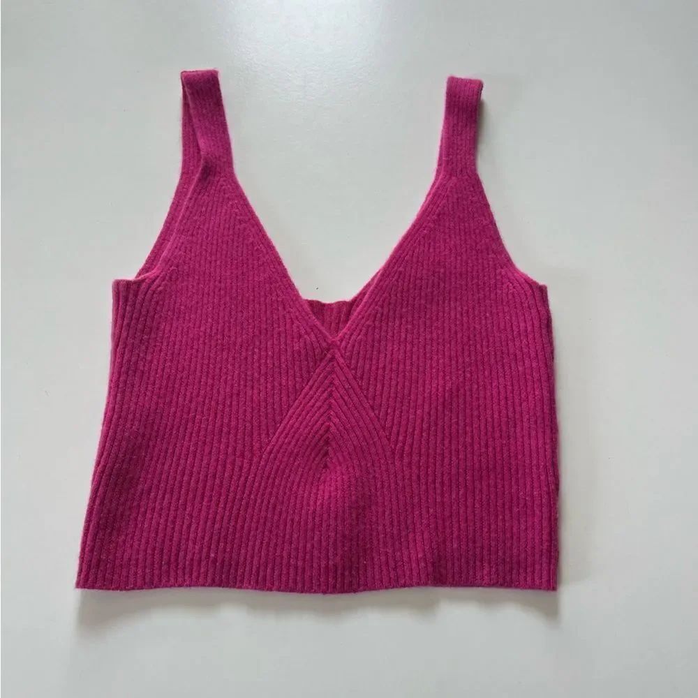 J.Crew Cashmere-blend cropped sweater-tank Small - Picture 6 of 13